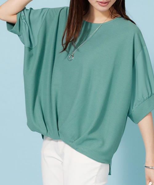 BELLUNA PLUS(ベルーナ)の「ネックレス付!異素材裾タックプルオーバー(Tシャツ/カットソー・レディース・ブラック/エメラルド/チャコール/カーキ・XL/2XL/M/L)」の19枚目の写真