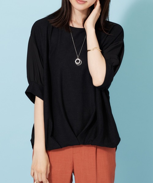 BELLUNA PLUS(ベルーナ)の「ネックレス付!異素材裾タックプルオーバー(Tシャツ/カットソー・レディース・ブラック/エメラルド/チャコール/カーキ・XL/2XL/M/L)」の8枚目の写真