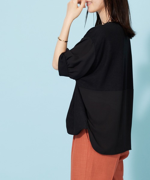 BELLUNA PLUS(ベルーナ)の「ネックレス付!異素材裾タックプルオーバー(Tシャツ/カットソー・レディース・ブラック/エメラルド/チャコール/カーキ・XL/2XL/M/L)」の9枚目の写真