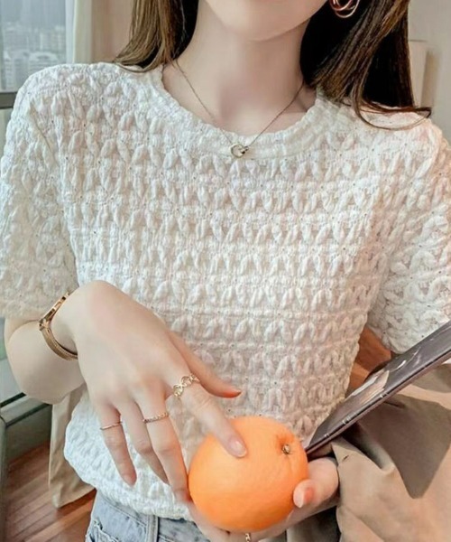 shoppinggo(ショッピングゴー)の「ブラウストップス 白 薄手 花柄 透かし編み Tシャツ(Tシャツ/カットソー・レディース・ホワイト/オレンジ/ブルー・L/M)」の7枚目の写真