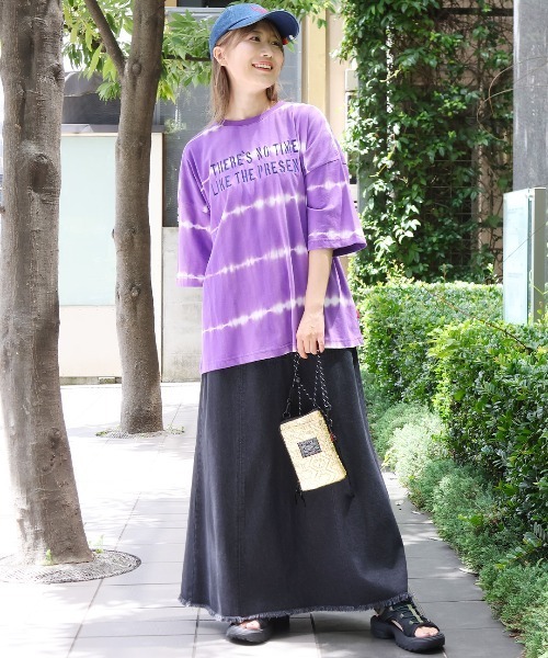 チチカカ（チチカカ）の「シャイニーキルティングスマホショルダーポーチ（ショルダーバッグ・レディース・ホワイト/シルバー/ゴールド・FREE）」の8枚目の写真