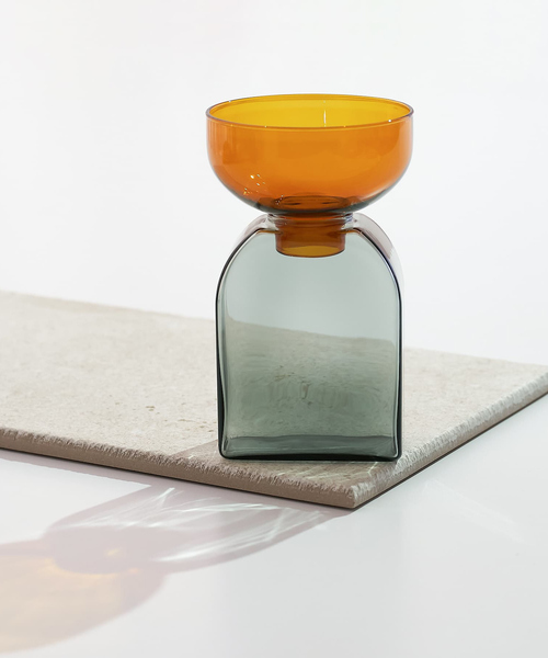 amabro(アマブロ)の「【amabro/アマブロ】TWO TONE VASE ツートン フラワーベース 耐熱ガラス 一輪挿し 水耕栽培(フラワーベース・レディース・グリーン系その他/グレー系その他/ブラウン系その他/ピンク系その他・フリー)」の2枚目の写真