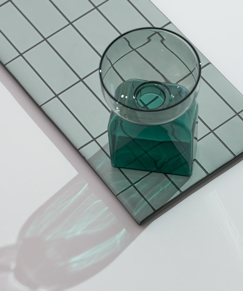 amabro(アマブロ)の「【amabro/アマブロ】TWO TONE VASE ツートン フラワーベース 耐熱ガラス 一輪挿し 水耕栽培(フラワーベース・レディース・グリーン系その他/グレー系その他/ブラウン系その他/ピンク系その他・フリー)」の8枚目の写真
