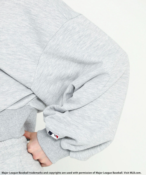 BACK TO THE FIELD(バック トゥー ザ フィールド)の「【MLB】刺しゅうロゴショートZIPパーカー(パーカー・レディース・ブラック/ホワイト/ブルー/グレー/ピンク・FREE)」の9枚目の写真