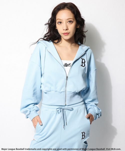 BACK TO THE FIELD(バック トゥー ザ フィールド)の「【MLB】刺しゅうロゴショートZIPパーカー(パーカー・レディース・ブラック/ホワイト/ブルー/グレー/ピンク・FREE)」の11枚目の写真