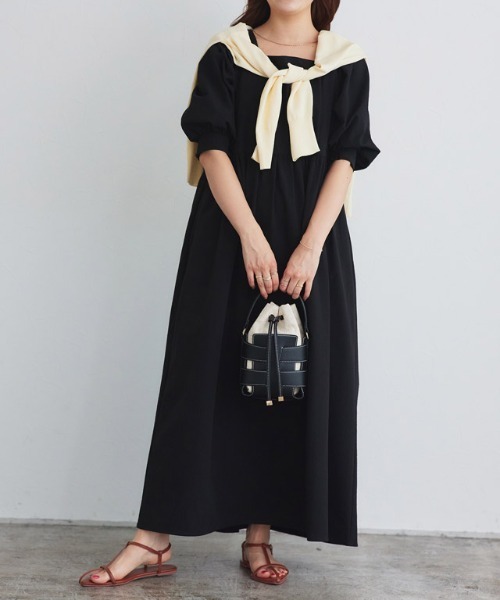 Pierrot(ピエロ)の「リップルパフスリーブワンピース(ワンピース・レディース・ブラック/ネイビー・PM/M/L)」の13枚目の写真