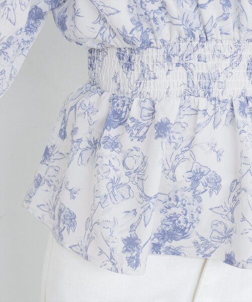 natural couture（ナチュラルクチュール）の「【WEB限定】淡彩フラワーVネックペプラムブラウス（シャツ/ブラウス・レディース・ブラック系その他/グリーン/サックスブルー・FREE）」の12枚目の写真