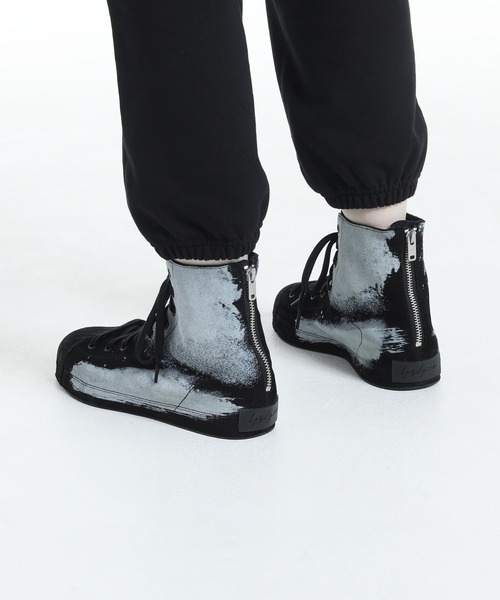 Y-3(ワイスリー)の「Y-3 NIZZASTAR HI(スニーカー・メンズ・ブラック×ホワイト・23.5cm/24.5cm/25.5cm/26.5cm/27.5cm/28.5cm/24.0cm/26.0cm/27.0cm/28.0cm/29.0cm/23.0cm/25.0cm/22.5cm/29.5cm)」の2枚目の写真