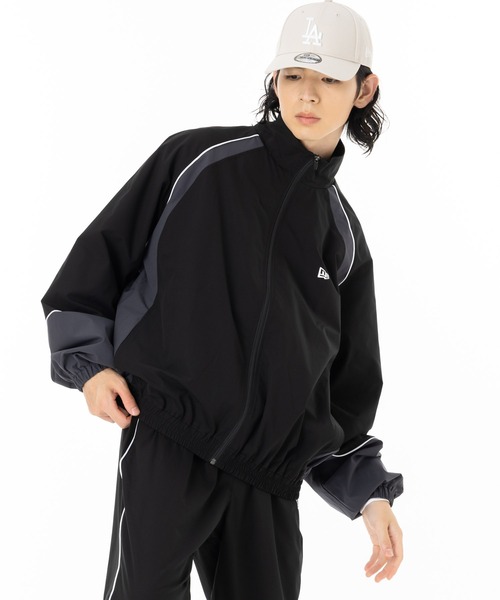 NEW ERA（ニューエラ）の「ニューエラ パフォーマンスアパレル オーバーサイズ トラックジャケット（その他アウター・メンズ・ブラック・M/S/XXL/XL/L）」の15枚目の写真