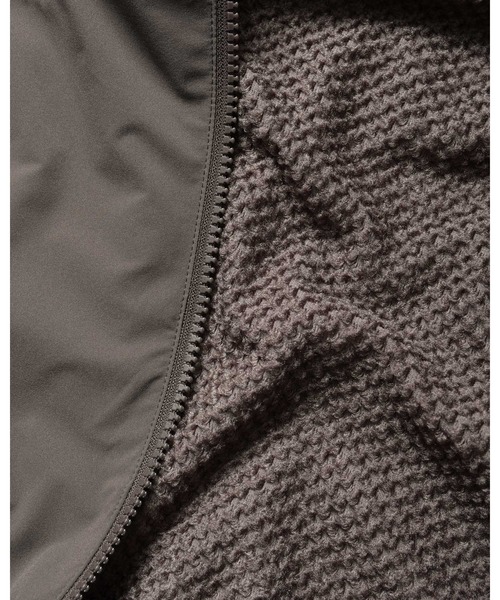 F.C.Real Bristol（エフシーレアルブリストル）の「THERMAL-LINING HOODED BLOUSON（ブルゾン・メンズ・カーキ/ブラック・X-LARGE/LARGE/MEDIUM/SMALL/XX-LARGE）」の8枚目の写真