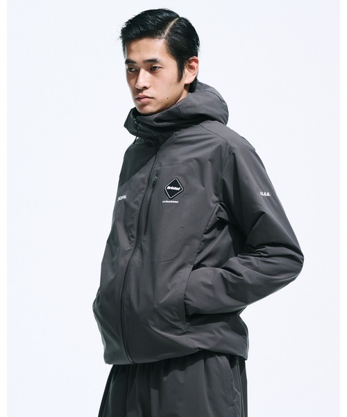 F.C.Real Bristol（エフシーレアルブリストル）の「THERMAL-LINING HOODED BLOUSON（ブルゾン・メンズ・カーキ/ブラック・X-LARGE/LARGE/MEDIUM/SMALL/XX-LARGE）」の3枚目の写真