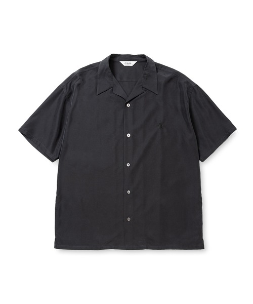CALEE（キャリー）の「SILKY TOUCH CAL NT LOGO EMBROIDERY SH（シャツ/ブラウス・メンズ・ライトグリーン/ブラック/サーモンピンク/ブルー・MEDIUM/LARGE/X-LARGE/SMALL）」の2枚目の写真