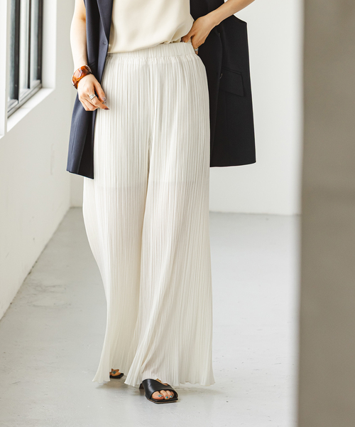 Noble（ノーブル）の「ファジーシフォンランダムプリーツパンツ（その他パンツ・レディース・ホワイト系その他・FREE）」の3枚目の写真