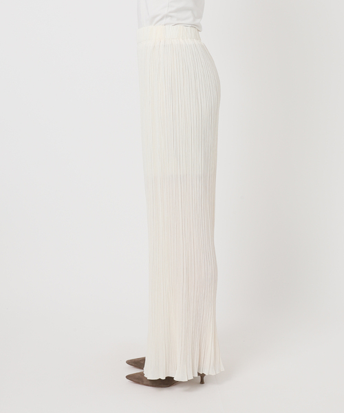 Noble（ノーブル）の「ファジーシフォンランダムプリーツパンツ（その他パンツ・レディース・ホワイト系その他・FREE）」の14枚目の写真