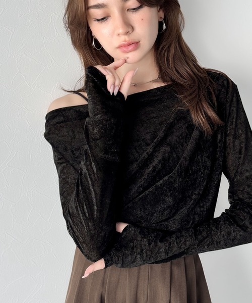 mily bilet(ミウィビレット)の「【mily bilet】一歩先のオシャレにアップデート!シアーベロアワンオフショルドレーププルオーバー(サムホール付き)(Tシャツ/カットソー・レディース・グレー/ピンクベージュ/ブラウン/ブラック・LARGE/X-LARGE/SMALL/MEDIUM)」の19枚目の写真