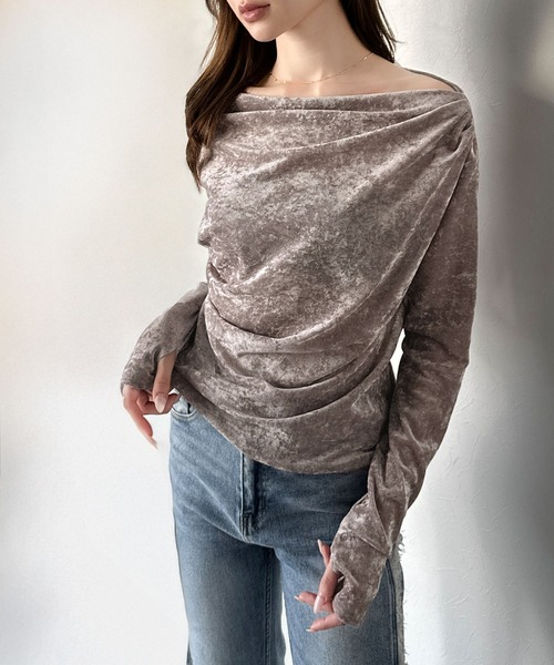 mily bilet(ミウィビレット)の「【mily bilet】一歩先のオシャレにアップデート!シアーベロアワンオフショルドレーププルオーバー(サムホール付き)(Tシャツ/カットソー・レディース・グレー/ピンクベージュ/ブラウン/ブラック・LARGE/X-LARGE/SMALL/MEDIUM)」の10枚目の写真