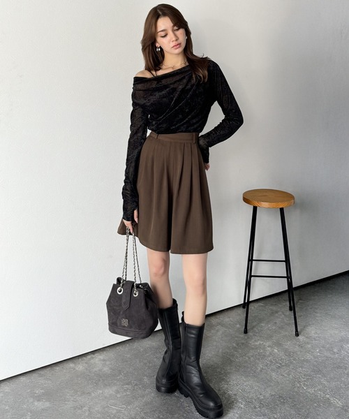 mily bilet(ミウィビレット)の「【mily bilet】一歩先のオシャレにアップデート!シアーベロアワンオフショルドレーププルオーバー(サムホール付き)(Tシャツ/カットソー・レディース・グレー/ピンクベージュ/ブラウン/ブラック・LARGE/X-LARGE/SMALL/MEDIUM)」の14枚目の写真