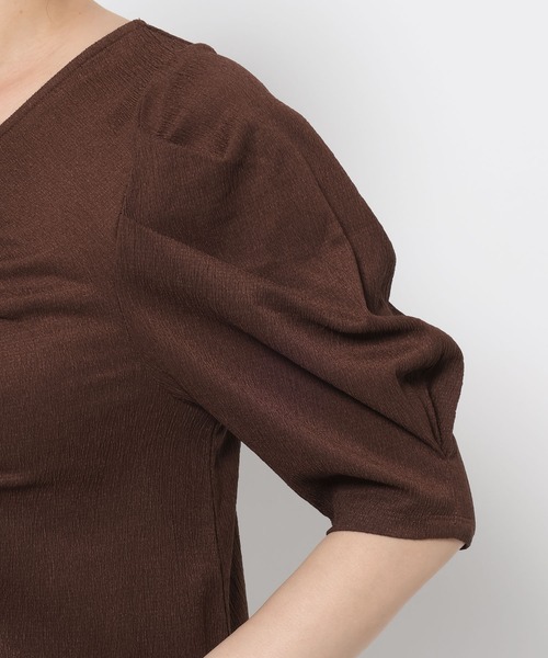 mysty woman(ミスティウーマン)の「フロントギャザーカットSS 581409(Tシャツ/カットソー・レディース・ブラウン/ブラック/アイボリー・FREE)」の14枚目の写真