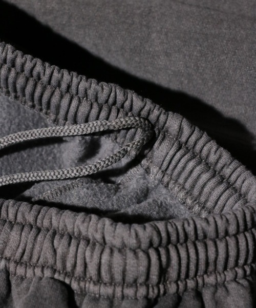 2AM(ツーエイエム)の「JERZEES / ジャージーズ UNISEX PIGMENT DYE SWEAT SHORTS ピグメントダイ(その他パンツ・メンズ・ブラック/グリーン/レッド/グレー・MEDIUM/LARGE)」の7枚目の写真