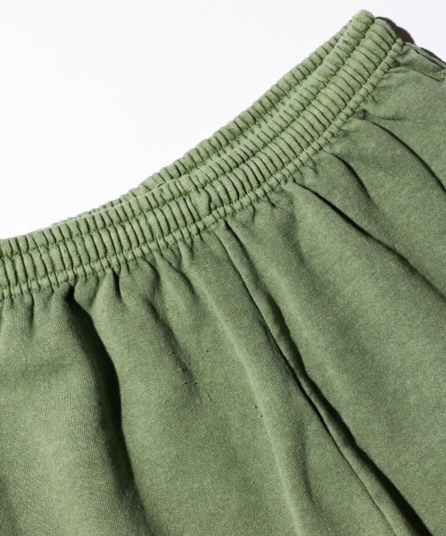 2AM(ツーエイエム)の「JERZEES / ジャージーズ UNISEX PIGMENT DYE SWEAT SHORTS ピグメントダイ(その他パンツ・メンズ・ブラック/グリーン/レッド/グレー・MEDIUM/LARGE)」の22枚目の写真