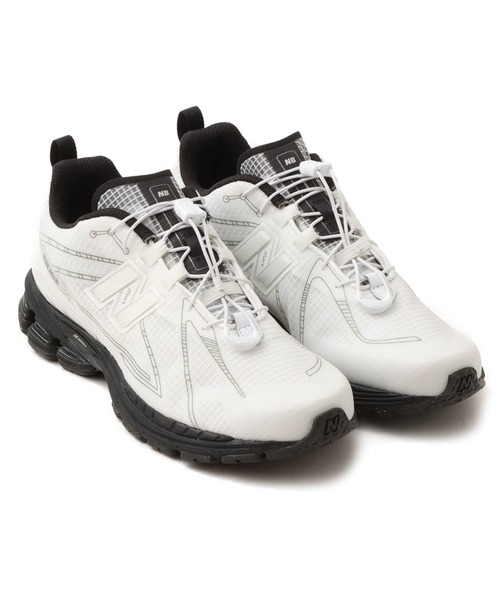 NEW BALANCE(ニューバランス)の「New Balance U1906RNA / ニューバランス U1906RNA(スニーカー・メンズ・ホワイト・26.0cm/26.5cm/27.0cm/27.5cm/28.0cm/28.5cm/29.0cm/25.5cm)」の1枚目の写真