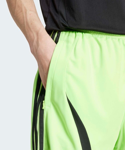 adidas（アディダス）の「チームガイスト アディカラー ショーツ / ハーフパンツ / アディダスオリジナルス adidas Originals（その他パンツ・メンズ・グリーン/ブラック・3XL/SMALL/X-LARGE/X-SMALL/XX-LARGE/MEDIUM/LARGE）」の9枚目の写真