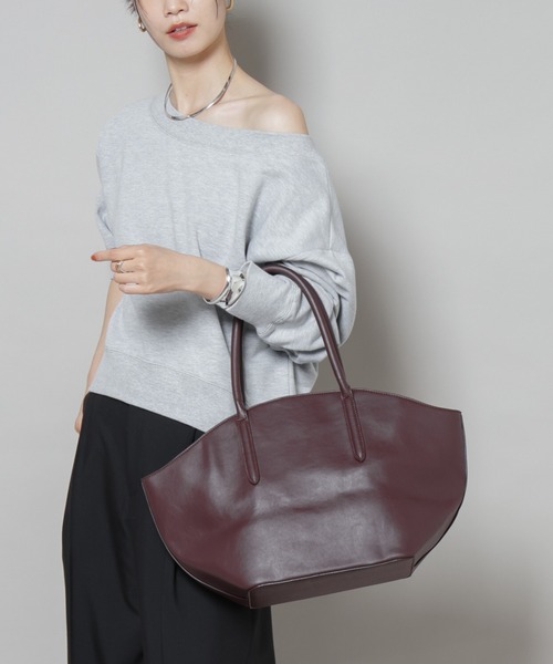 NANO universe（ナノユニバース）の「ラウンドシンプルトートバッグ（トートバッグ・レディース・ブラック/ライトグレー/ブラウン・FREE）」の14枚目の写真