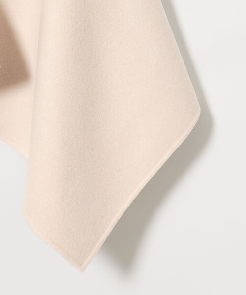 UNITED ARROWS（ユナイテッドアローズ）の「バイカラー リバー ストール（その他アウター・レディース・オフホワイト/ネイビー・FREE）」の20枚目の写真