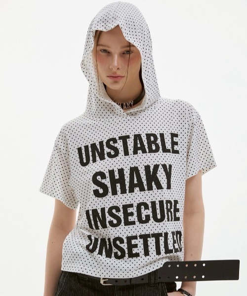 ESC STUDIO(イーエスシースタジオ)の「【ESC STUDIO】quadruple shaky hoodie / 【イーエスシースタジオ】クアドルプルシャイキーロゴフード付き半袖Tシャツ(Tシャツ/カットソー・メンズ・ホワイト/ブラック/ホワイト×ブラック・ONE SIZE)」の8枚目の写真