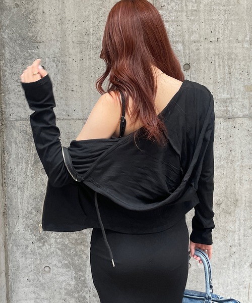 ROGER AND RAW(ロジャーアンドロウ)の「【セットアップ/2点セット】キャミロングワンピース&ジップパーカーセット(ワンピース・レディース・ブラック/グレー・FREE)」の4枚目の写真