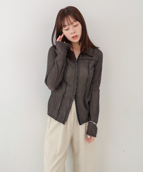 Bab(バブ)の「ウェーブメロウホックシャツトップス(シャツ/ブラウス・レディース・ブラウン/チャコールグレー/アイボリー・FREE)」の18枚目の写真