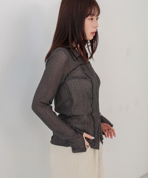 Bab(バブ)の「ウェーブメロウホックシャツトップス(シャツ/ブラウス・レディース・ブラウン/チャコールグレー/アイボリー・FREE)」の19枚目の写真