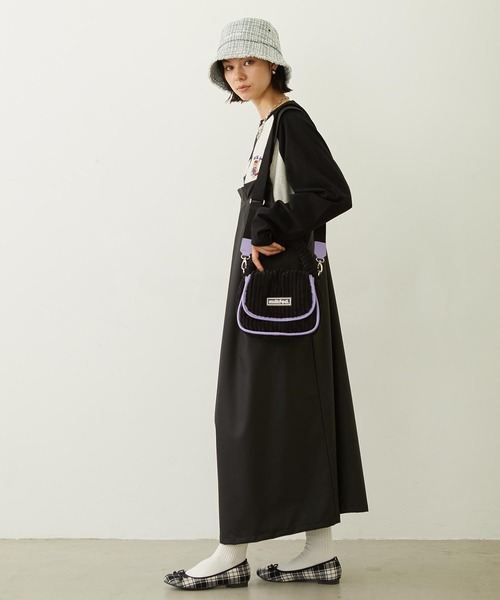 MILKFED.（ミルクフェド）の「CORDUROY PIPING BAG（ショルダーバッグ・レディース・ブラック/レッド/パープル・ONE SIZE）」の14枚目の写真