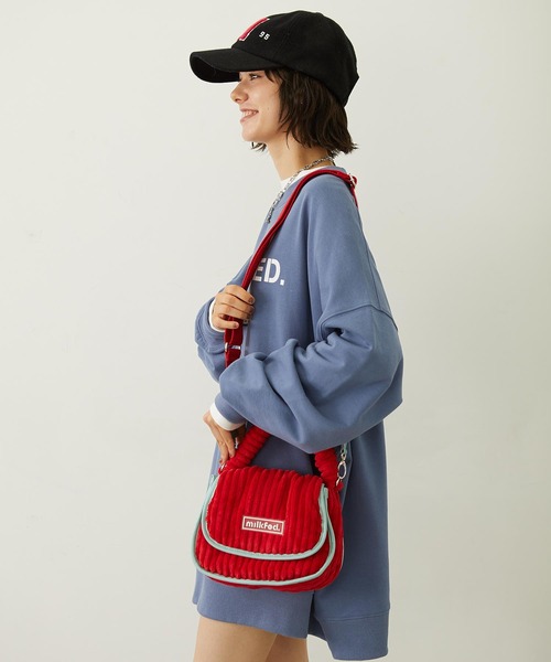 MILKFED.（ミルクフェド）の「CORDUROY PIPING BAG（ショルダーバッグ・レディース・ブラック/レッド/パープル・ONE SIZE）」の16枚目の写真