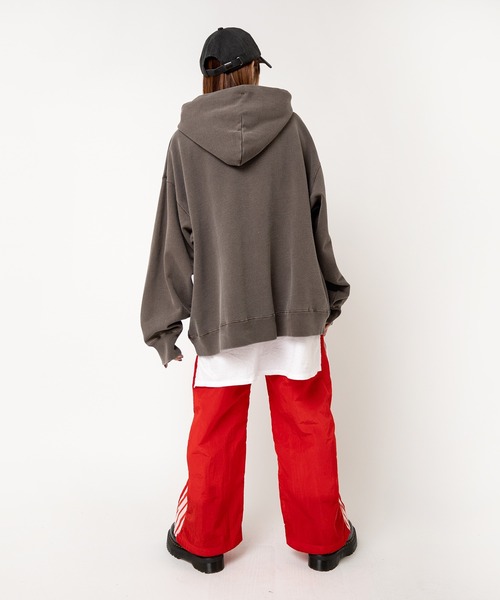 RNA（アールエヌエー）の「M2491 ＹＥＡＨピグメントフーディー（パーカー・レディース・ネイビー/ブラウン/ピンク・MEDIUM）」の17枚目の写真