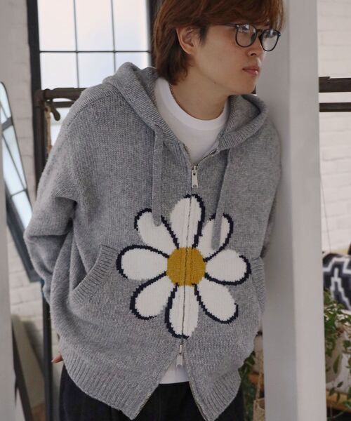 FFEIN（フェイン）の「【FFEIN（フェイン）】エクアドル風ヘビーニットジップアップ / ニット ダブルジップ ジップパーカー 短丈 フーディ（パーカー・メンズ・A/アッシュグレー・SMALL/MEDIUM/LARGE）」の2枚目の写真