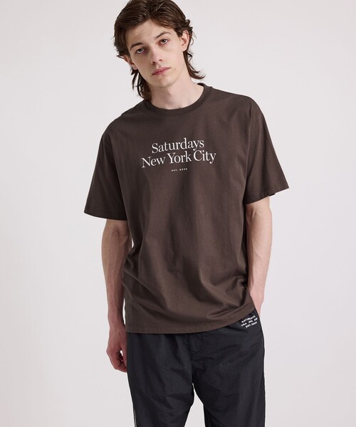 Saturdays NYC(サタデーズ ニューヨークシティ )の「Miller Standard SS Tee(Tシャツ/カットソー・メンズ・ブルー/ダークブラウン・L/M/S/XL/X-SMALL)」の1枚目の写真