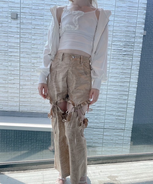 lilLilly（リルリリー）の「スターフリルキャミソール（キャミソール・レディース・ブラック/ホワイト/グレー・FREE）」の7枚目の写真