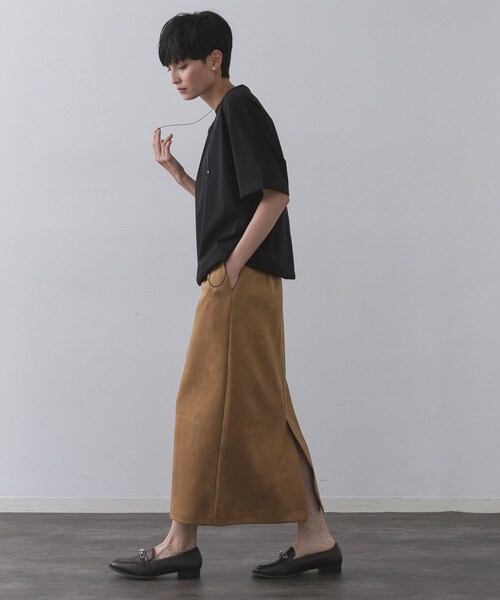 OPAQUE.CLIP(オペークドットクリップ)の「裾ドロストTシャツ【洗濯機洗い可】(Tシャツ/カットソー・レディース・ホワイト/ブラック/ダークブラウン・40/38)」の10枚目の写真