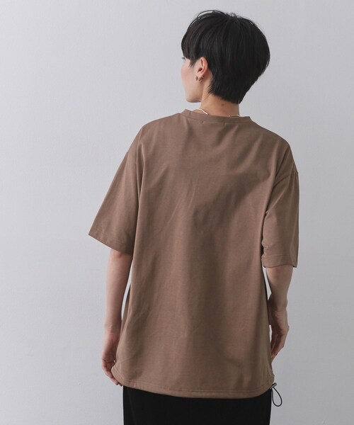 OPAQUE.CLIP(オペークドットクリップ)の「裾ドロストTシャツ【洗濯機洗い可】(Tシャツ/カットソー・レディース・ホワイト/ブラック/ダークブラウン・40/38)」の12枚目の写真