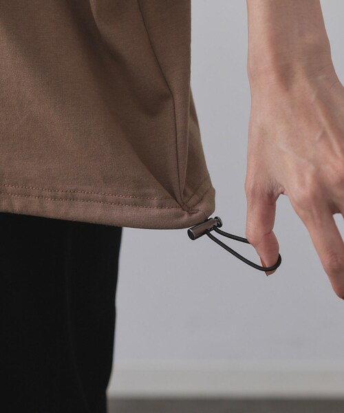 OPAQUE.CLIP(オペークドットクリップ)の「裾ドロストTシャツ【洗濯機洗い可】(Tシャツ/カットソー・レディース・ホワイト/ブラック/ダークブラウン・40/38)」の22枚目の写真