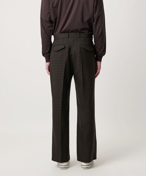 UNITED ARROWS（ユナイテッドアローズ）の「モダンチェック ノープリーツ ワイドストレート パンツ（スラックス・メンズ・オリーブ/ベージュ・M/L/S/XL）」の9枚目の写真