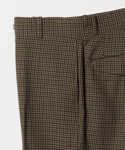 UNITED ARROWS（ユナイテッドアローズ）の「モダンチェック ノープリーツ ワイドストレート パンツ（スラックス・メンズ・オリーブ/ベージュ・M/L/S/XL）」の20枚目の写真