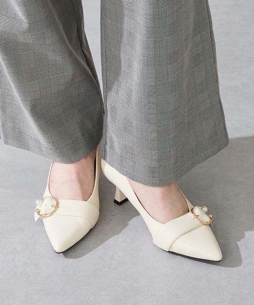 ORiental TRaffic(オリエンタルトラフィック)の「2025秋冬新作サークルモチーフポインテッドトゥパンプス/56303(パンプス・レディース・ブラック/ブラウン/ベージュ・35/36/37/38/39/40/41)」の1枚目の写真