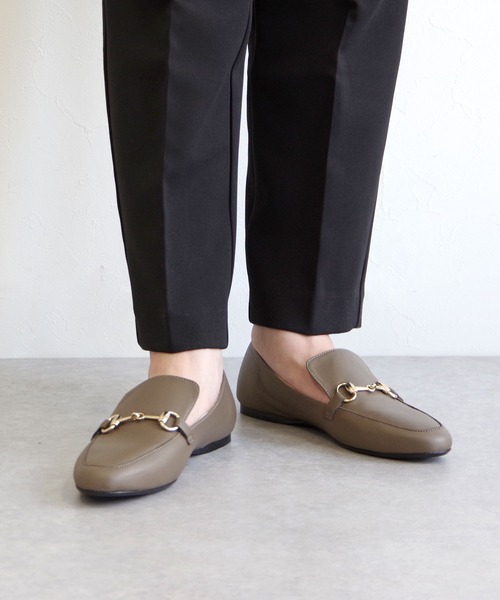 FABIO RUSCONI（ファビオルスコーニ）の「FABIO RUSCONI （ファビオ ルスコーニ） /  ビットローファー（ローファー・レディース・グレイッシュベージュ/ブラック・39/38/37/36）」の16枚目の写真