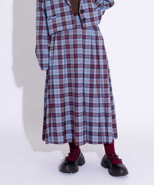 PUNYUS（プニュズ）の「チェックプリーツロングスカート（スカート・レディース・ブラウン/ブルー・1/2/3/4）」の19枚目の写真