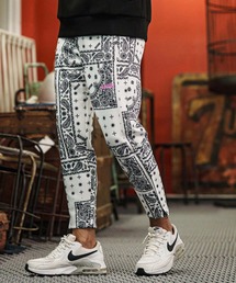 felkod（フィルコッド）の「mp14091-Bandana Cardboard Knit Zip Accent Pants ダンボールニットパンツ(F25F110)（その他パンツ）」