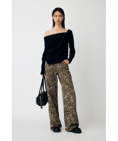 MOUSSY（マウジー）の「【新色登場】ASYMMETRY トップス（ニット/セーター・レディース・杢グレー/ブラウン/ネイビー/レッド/ブルー/アイボリー/ブラック・FREE）」の10枚目の写真