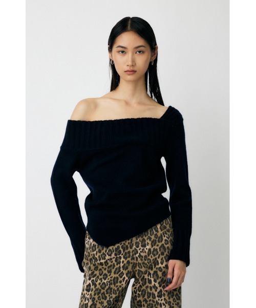 MOUSSY（マウジー）の「【新色登場】ASYMMETRY トップス（ニット/セーター・レディース・杢グレー/ブラウン/ネイビー/レッド/ブルー/アイボリー/ブラック・FREE）」の15枚目の写真