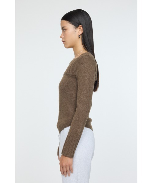 MOUSSY 【25年AW新作】ASYMMETRY トップス　グレー 25年AW新作】ASYMMETRY トップス（ニット/セーター）｜MOUSSY